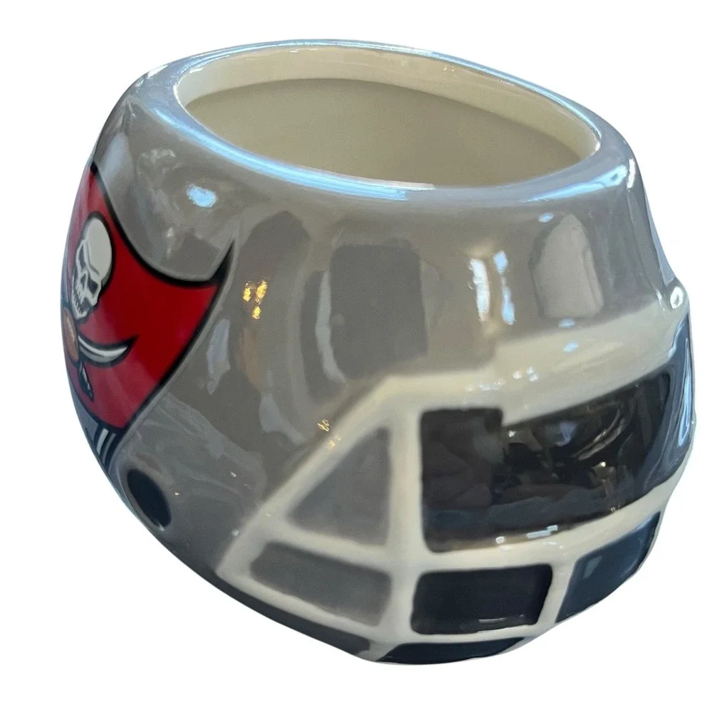 Tampa Bay Buccaneers NFL Ceramic Helmet Planter Candy Dip Bowl Gray Football